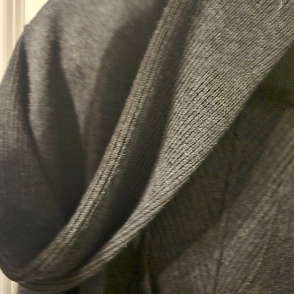 Eileen Fisher 100% Wool Cardigan - Picture 4 of 7